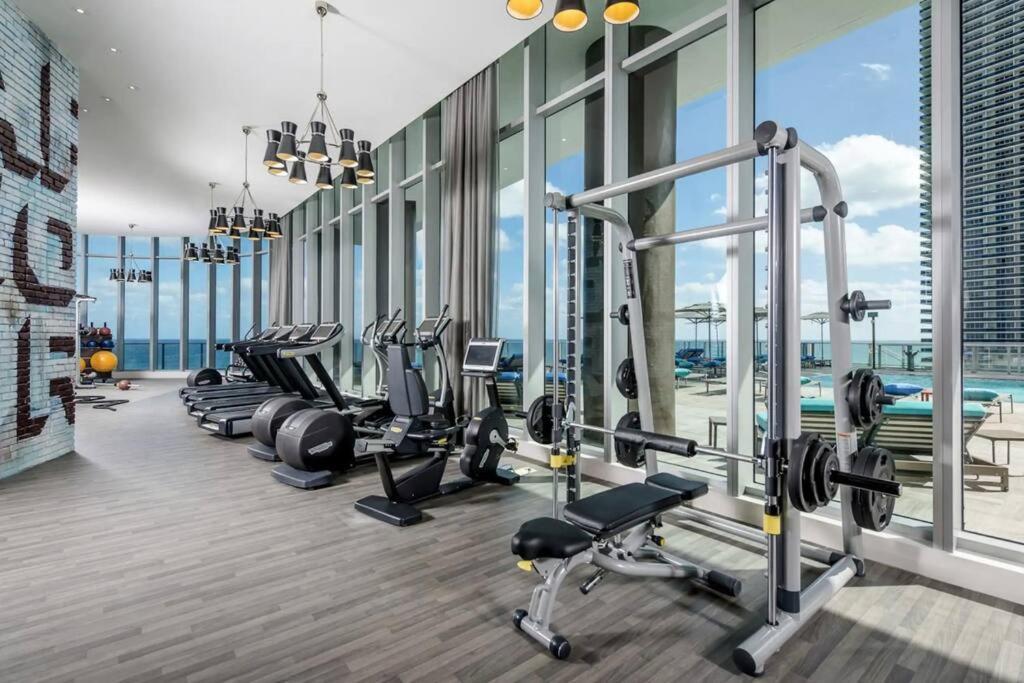 Direct Oceanfront Condo - Hyde Resort Голливуд Экстерьер фото